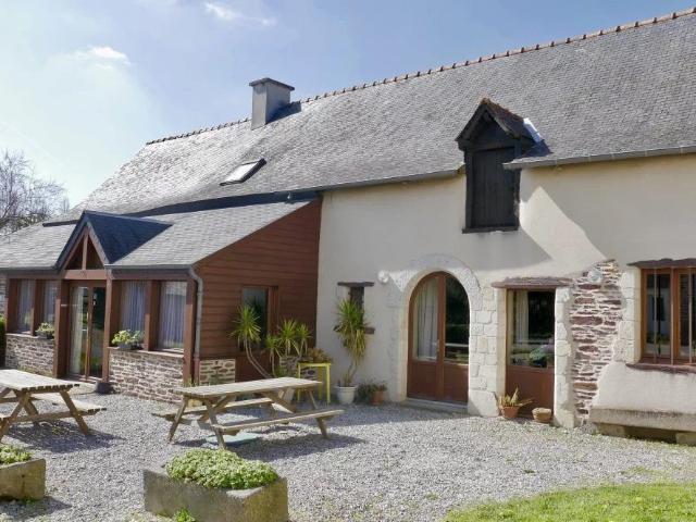 Maison 4 pièces 198 m²
