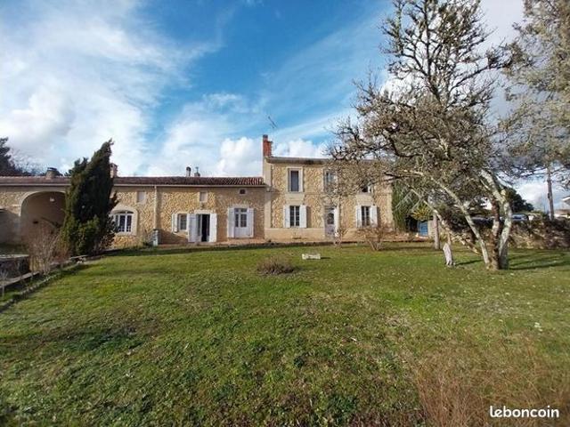 Maison 4 pièces 198 m²