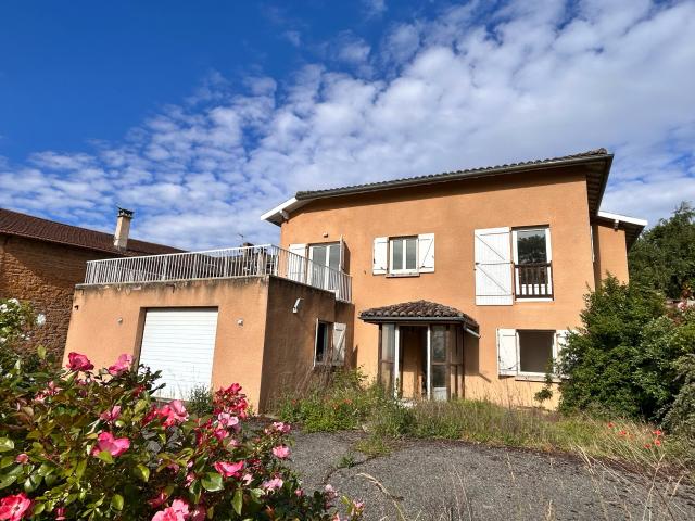 Maison 4 pièces 198 m²