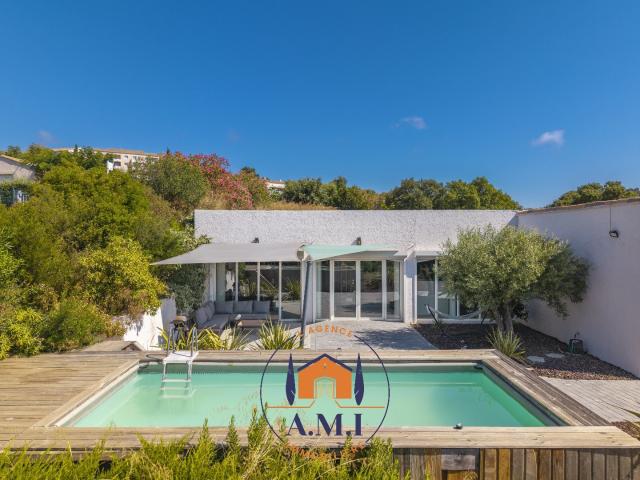 Maison 4 pièces 191 m²