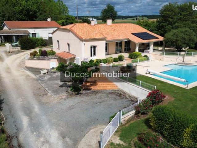 Maison 4 pièces 204 m²