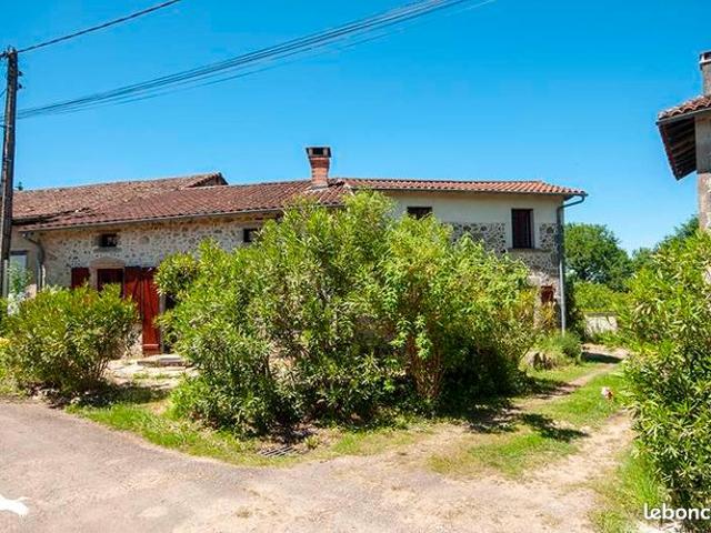 Maison 4 pièces 205 m²