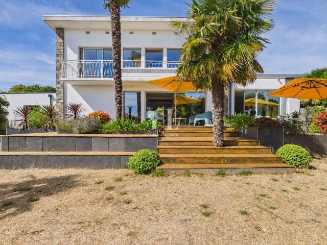 Maison 4 pièces 206 m²