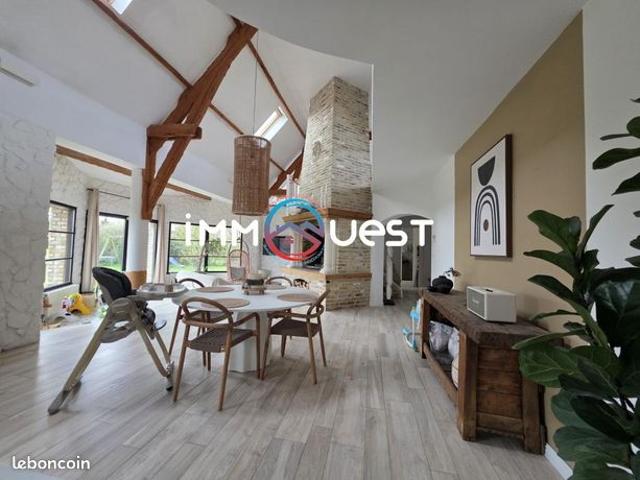 Maison 4 pièces 207 m²
