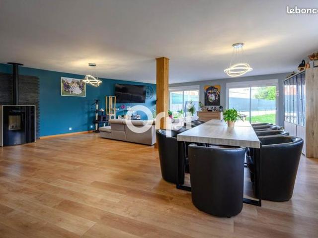 Maison 4 pièces 200 m²