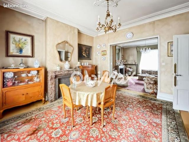 Maison 4 pièces 200 m²