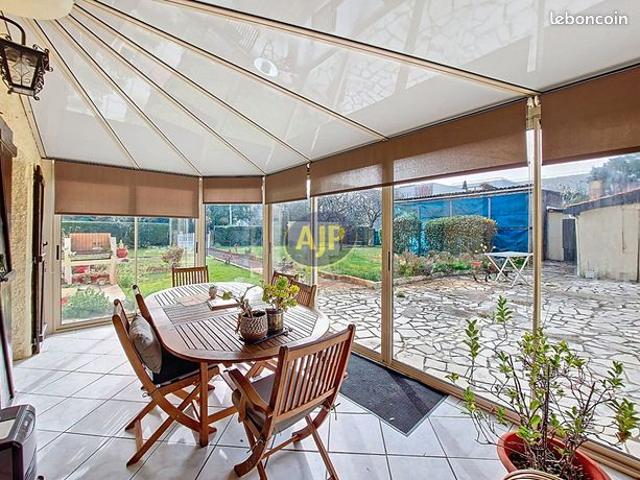 Maison 4 pièces 200 m²
