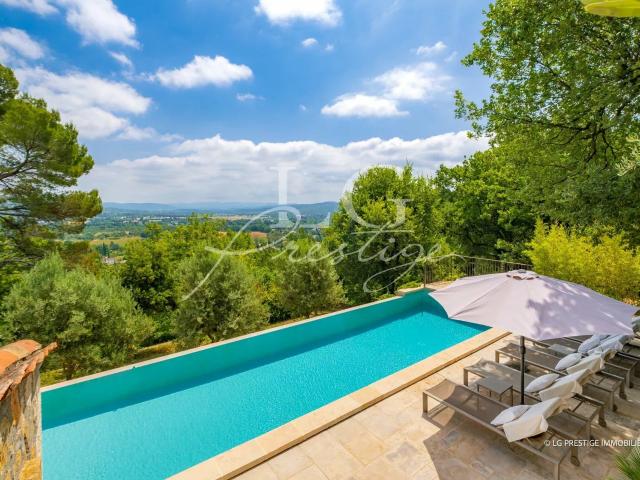 Maison 4 pièces 200 m²