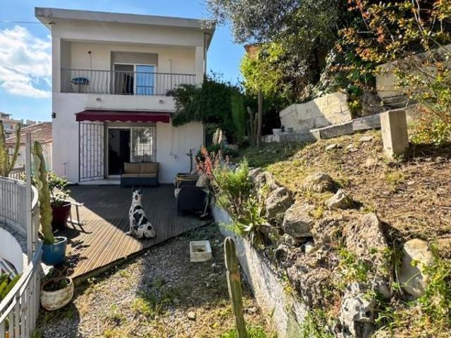 Maison 4 pièces 200 m²