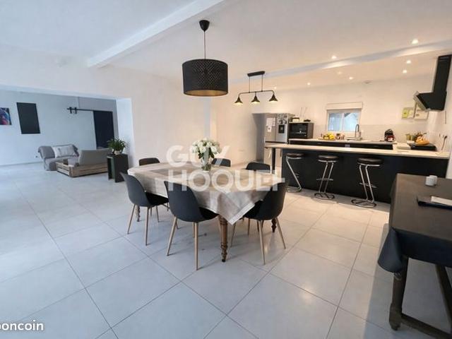 Maison 4 pièces 200 m²
