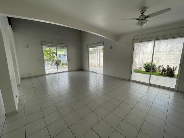 Maison 4 pièces 200 m²