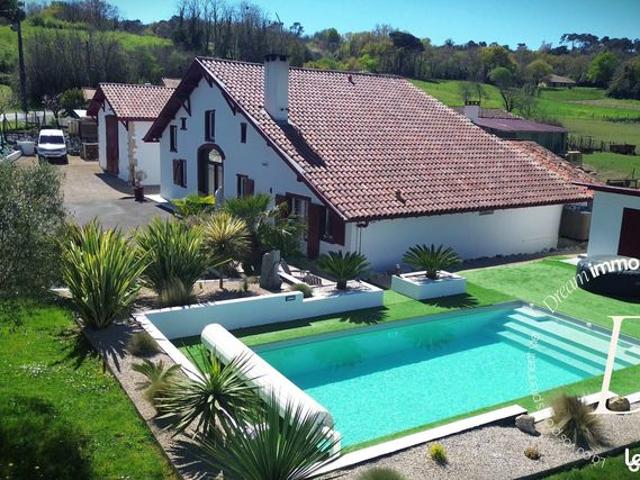 Maison 4 pièces 200 m²