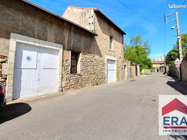 Maison 4 pièces 200 m²