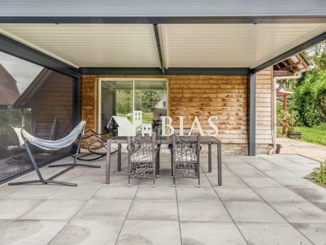 Maison 4 pièces 201 m²