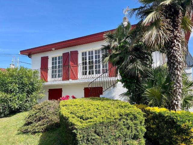 Maison 9 pièces 202 m²