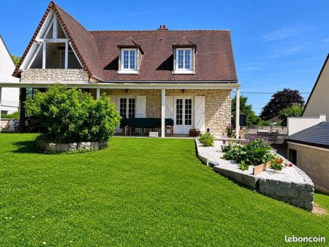 Maison 4 pièces 203 m²