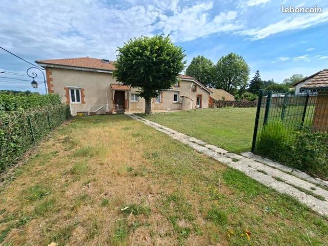 Maison 4 pièces 203 m²