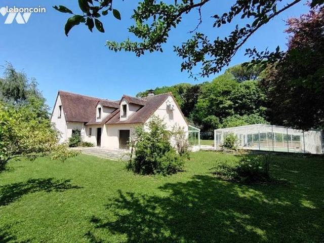 Maison 4 pièces 217 m²