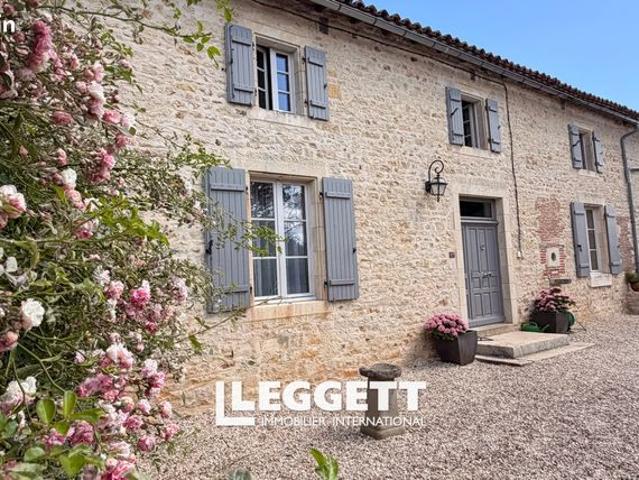 Maison 4 pièces 218 m²