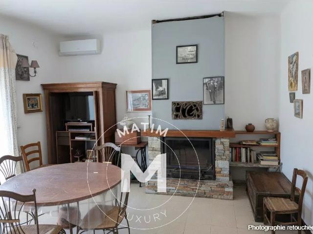 Maison 4 pièces 219 m²