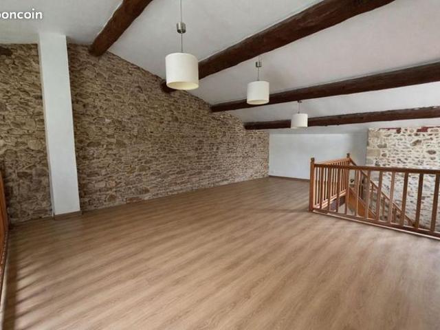 Maison 4 pièces 210 m²