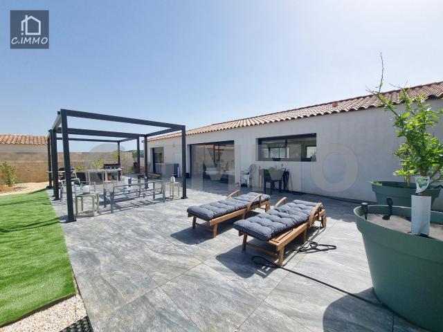 Maison 4 pièces 210 m²