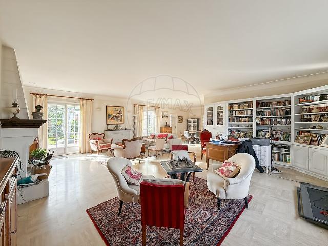 Maison 4 pièces 211 m²