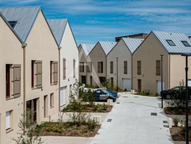 Maison 4 pièces 212 m²