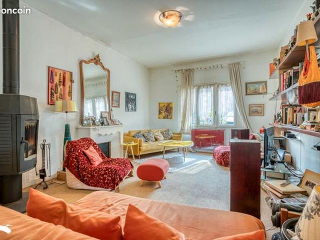 Maison 4 pièces 213 m²