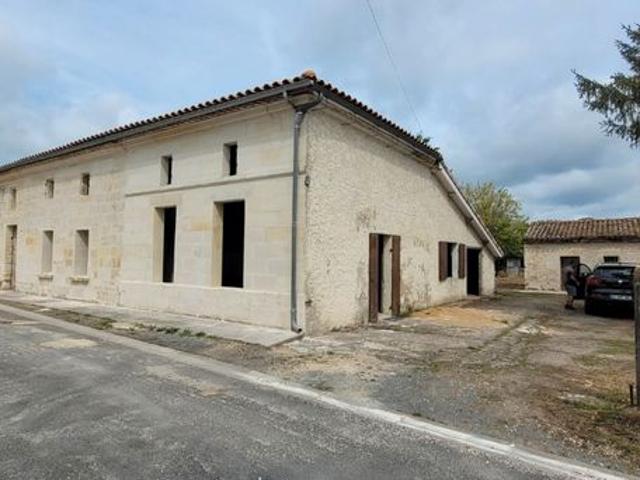 Maison 4 pièces 225 m²
