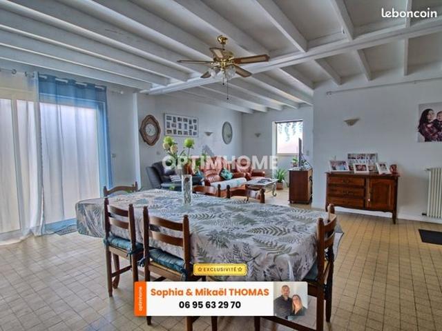 Maison 4 pièces 225 m²