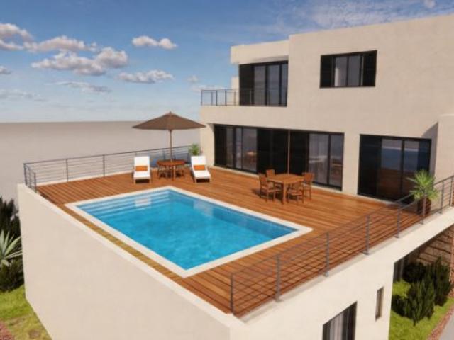 Maison 4 pièces 226 m²