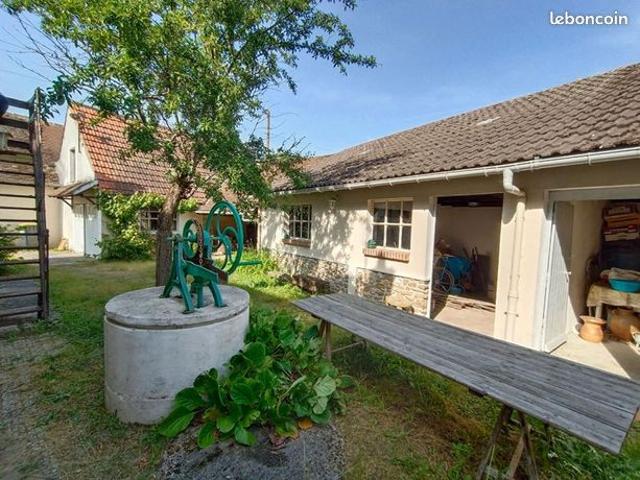 Maison 4 pièces 228 m²