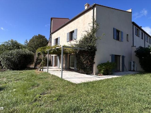 Maison 4 pièces 220 m²