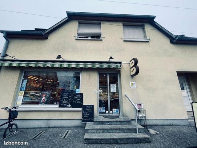 Maison 4 pièces 220 m²