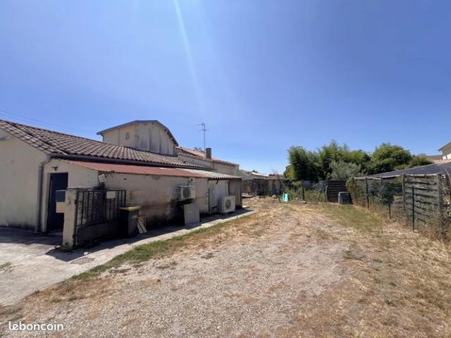 Maison 4 pièces 222 m²