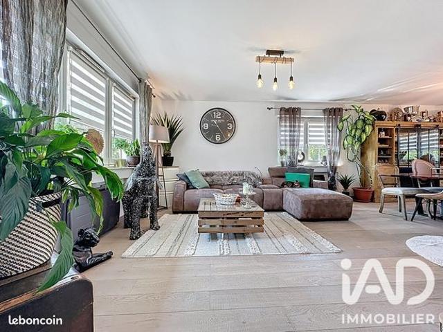 Maison 4 pièces 244 m²