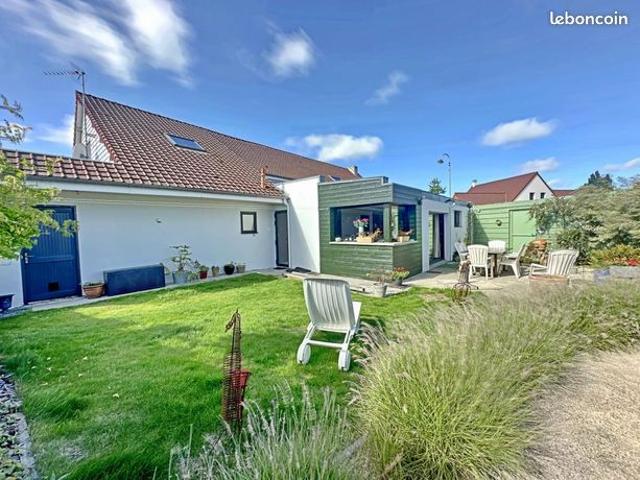 Maison 4 pièces 245 m²