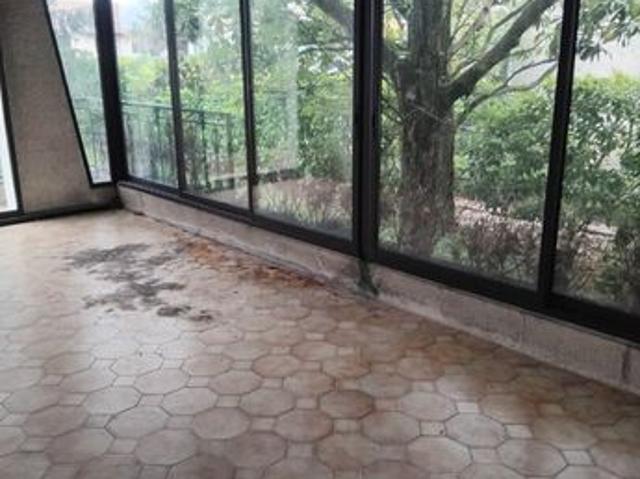Maison 4 pièces 245 m²