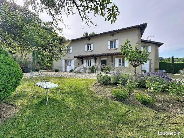 Maison 4 pièces 247 m²