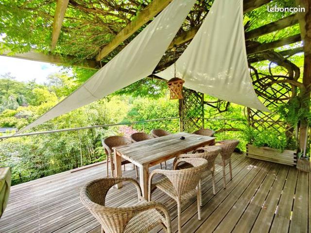 Maison 4 pièces 259 m²
