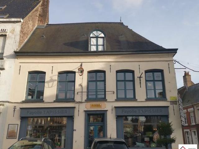 Maison 4 pièces 260 m²