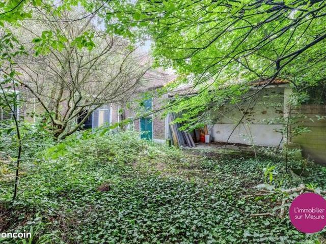 Maison 4 pièces 250 m²
