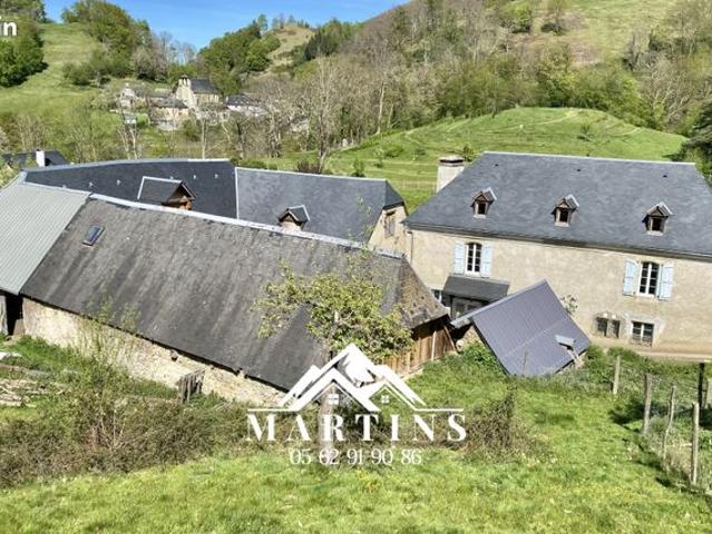 Maison 4 pièces 250 m²
