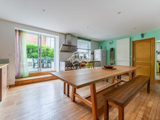 Maison 4 pièces 262 m²