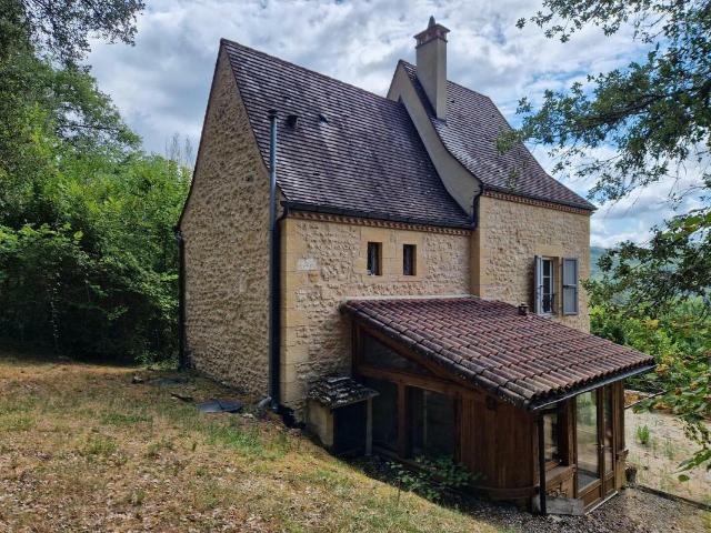 Maison 4 pièces 287 m²