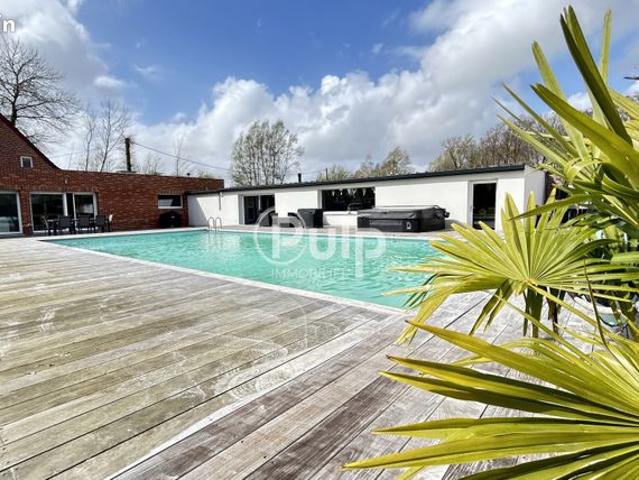 Maison 4 pièces 280 m²