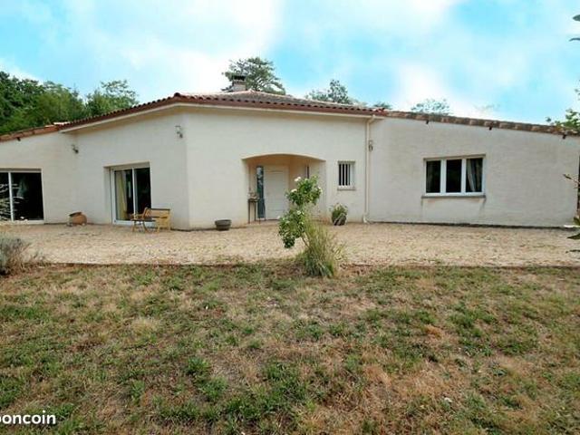 Maison 6 pièces 280 m²