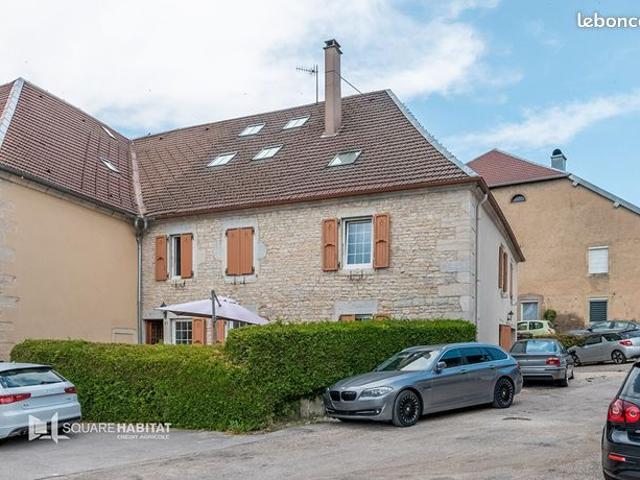 Maison 4 pièces 298 m²