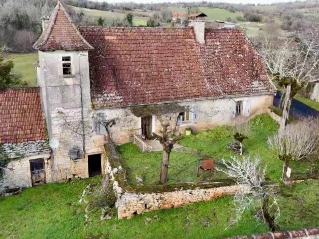 Maison 4 pièces 300 m²